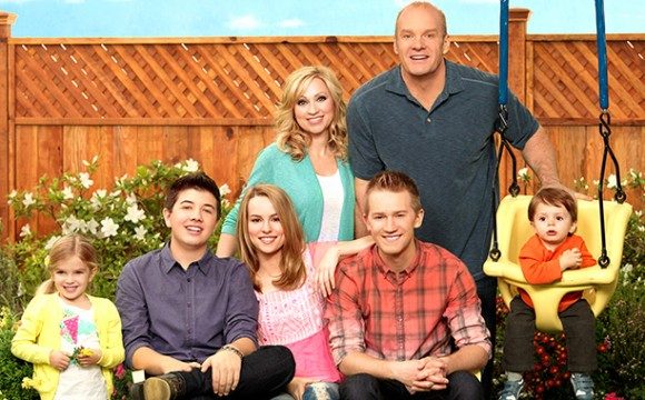 Good Luck Charlie to Feature Family with Same-Sex Parents - mxdwn ...