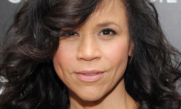 Host Rosie Perez Announces Her Exit From 'The View'