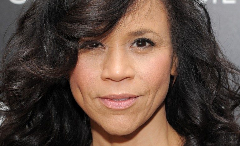 Host Rosie Perez Announces Her Exit From ‘The View’