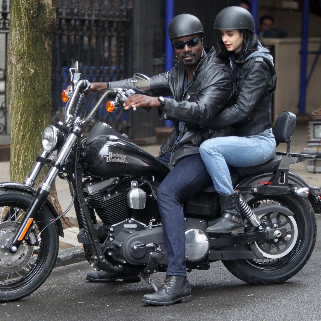 Colter and Ritter filming 'Jessica Jones'