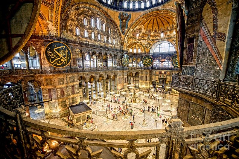 The multi-faith beauty of the Hagia Sophia inspired the new series (img via globetravelblog.com)