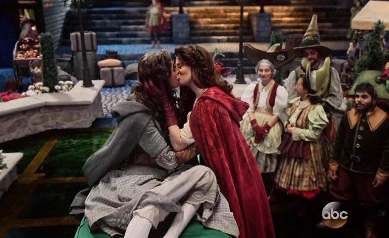 ‘Once Upon a Time’s’ Romance Between Dorothy of Oz & Little Red Riding Hood