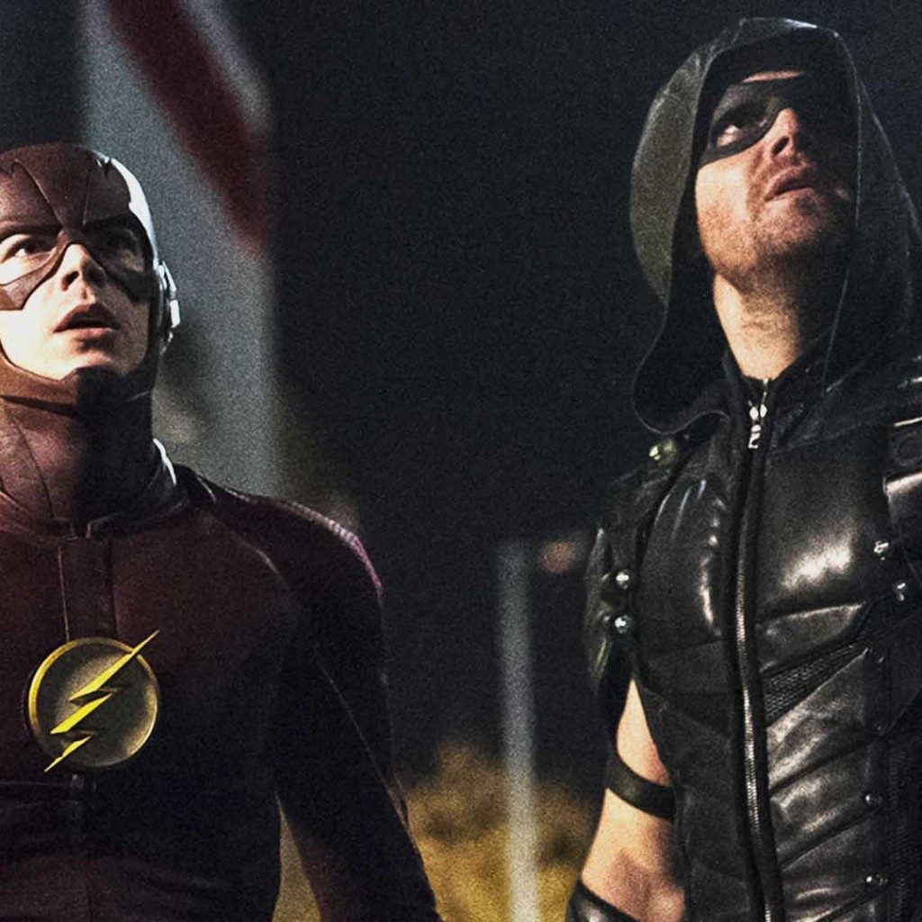 'Arrow' Star Stephen Amell Will Return For Final Season Of 'The Flash