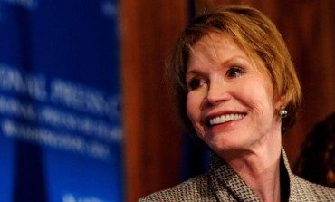 Mary Tyler Moore Dies at Age 80