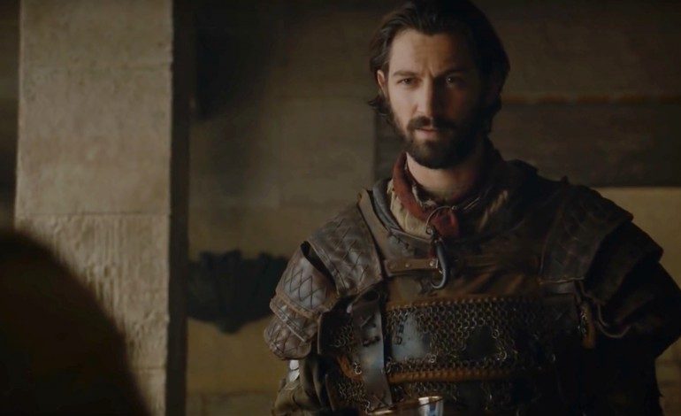 Michiel Huisman Cast in Netflix’s Horror Series ‘Haunting of Hill House’