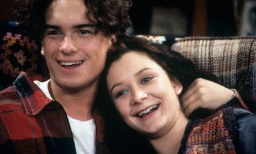 Johnny Galecki is in Talks to Reprise 'Roseanne' Role in Revival