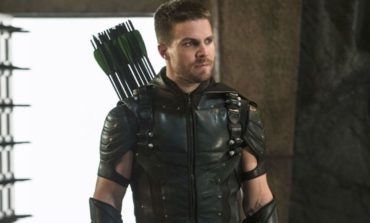'Arrow' Star Stephen Amell Calls Out DC For Mixed Messages About Arrowverse