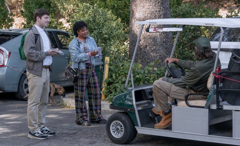 Review ‘The Paper’ Season 1, Episode 2 “The Five W’s”