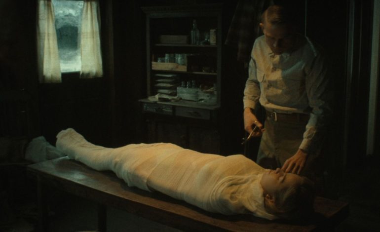 Review: ‘Monster: The Ed Gein Story’ Season 1, Episode 4 “Green”