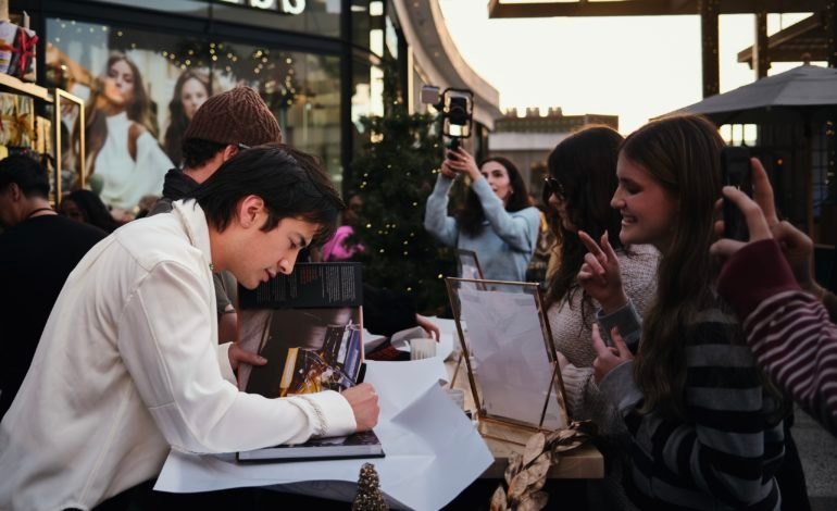 A HBO Max Holiday Wrapping Paper Pop-Up Was Crashed By ‘I Love LA’ And ‘Heated Rivalry’ Cast Members To Surprise Fans